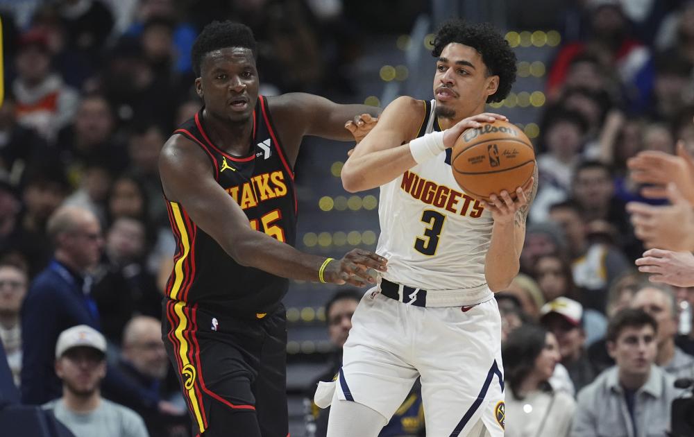 地在赛道上 地在赛道上